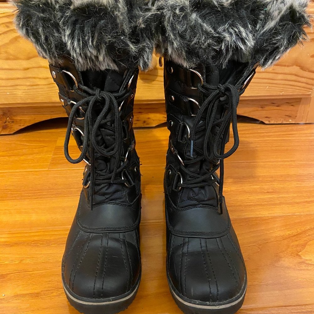 Black Furry Winter Boots